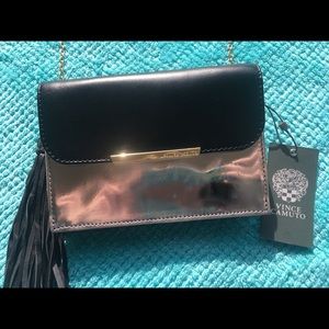 NWT Vince Camuto Crossbody Black/Silver